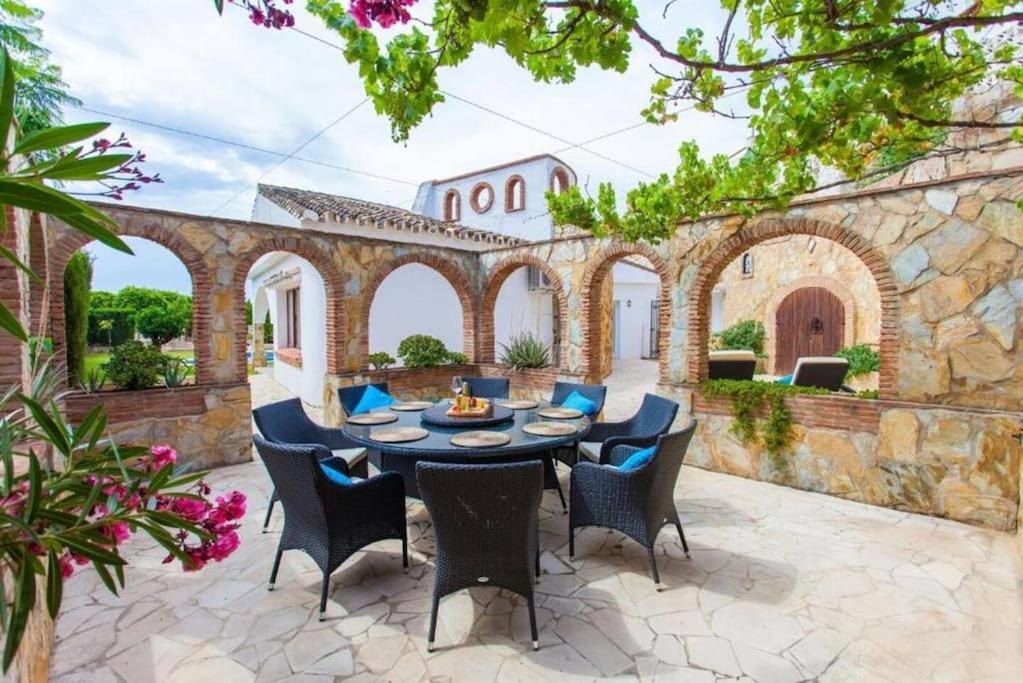 Summer Offers! Fabulous Luxury Villa Near The Beach Sleeps 8 Benalmadena Exterior photo
