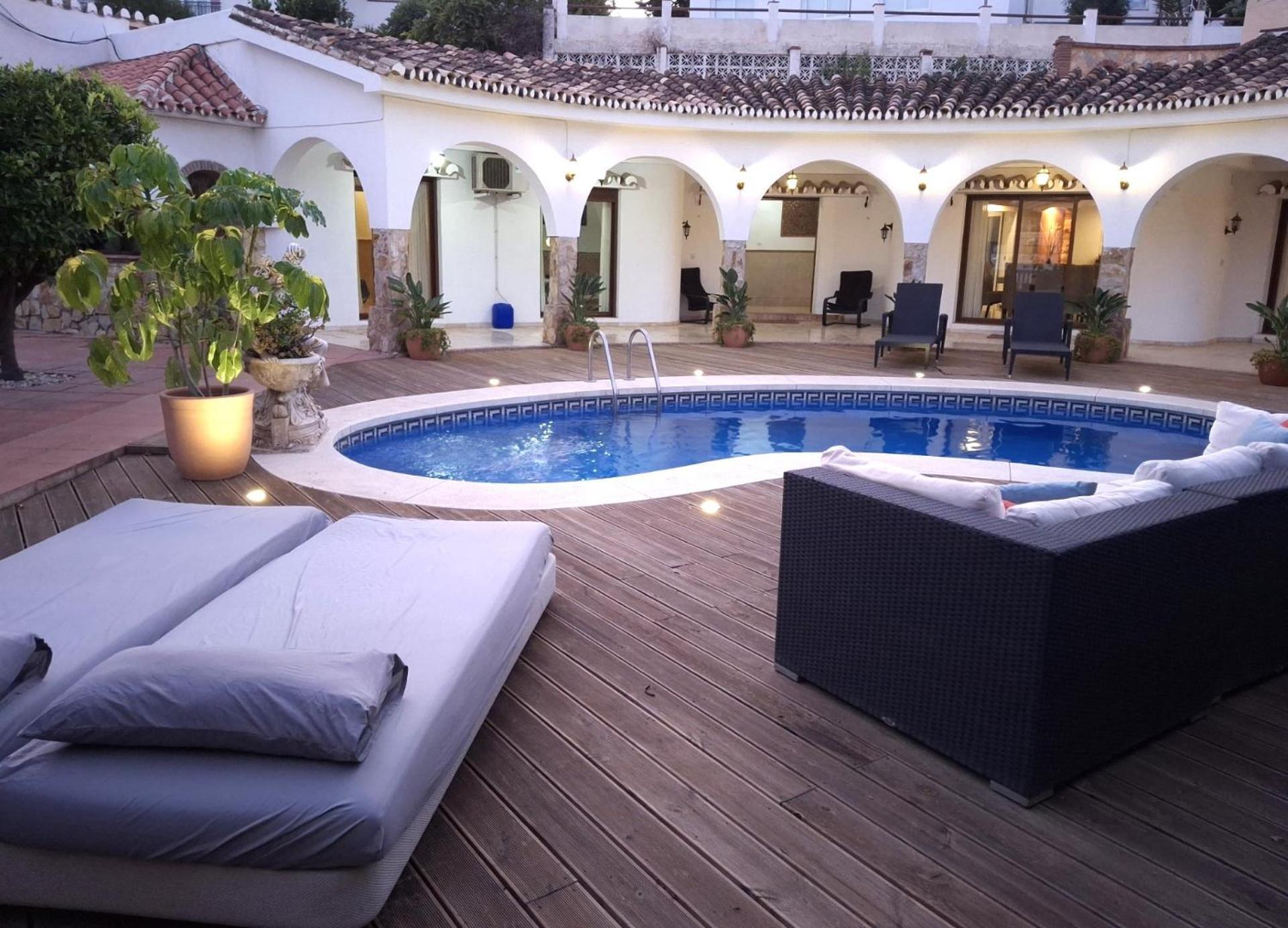 Summer Offers! Fabulous Luxury Villa Near The Beach Sleeps 8 Benalmadena Exterior photo